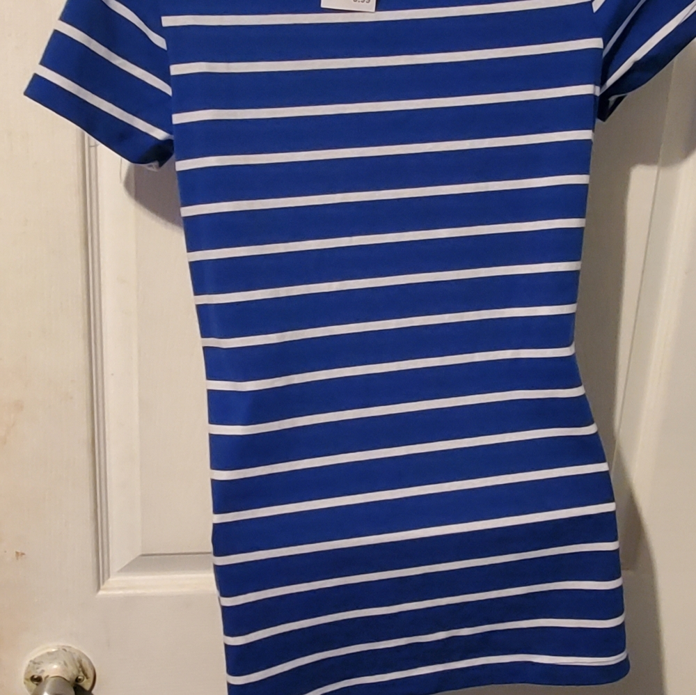 Blue and white stripe t-shirt